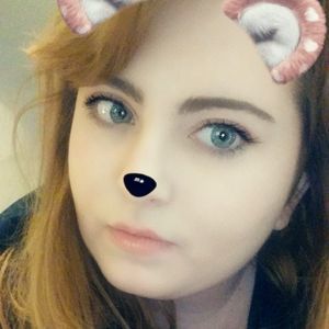 Meet your Posher, Carly